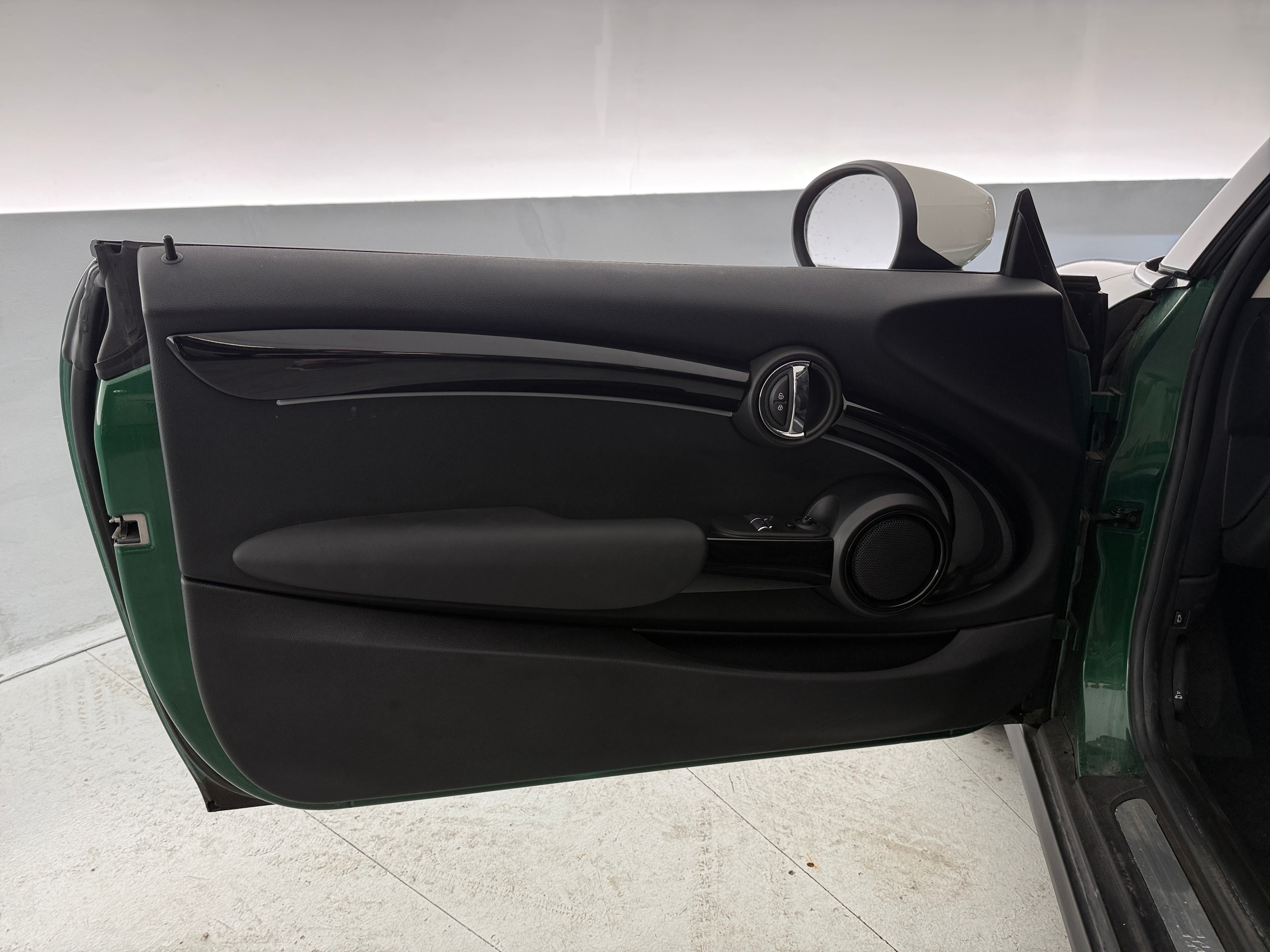 mini hardtop 2 door 2022 WMW13DJ01N2P64157 image mini hardtop 2 door 2022 WMW13DJ01N2P64157 image